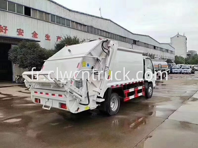 ISUZU garbage truck price